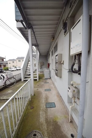 美しの森ハウス B棟の物件内観写真